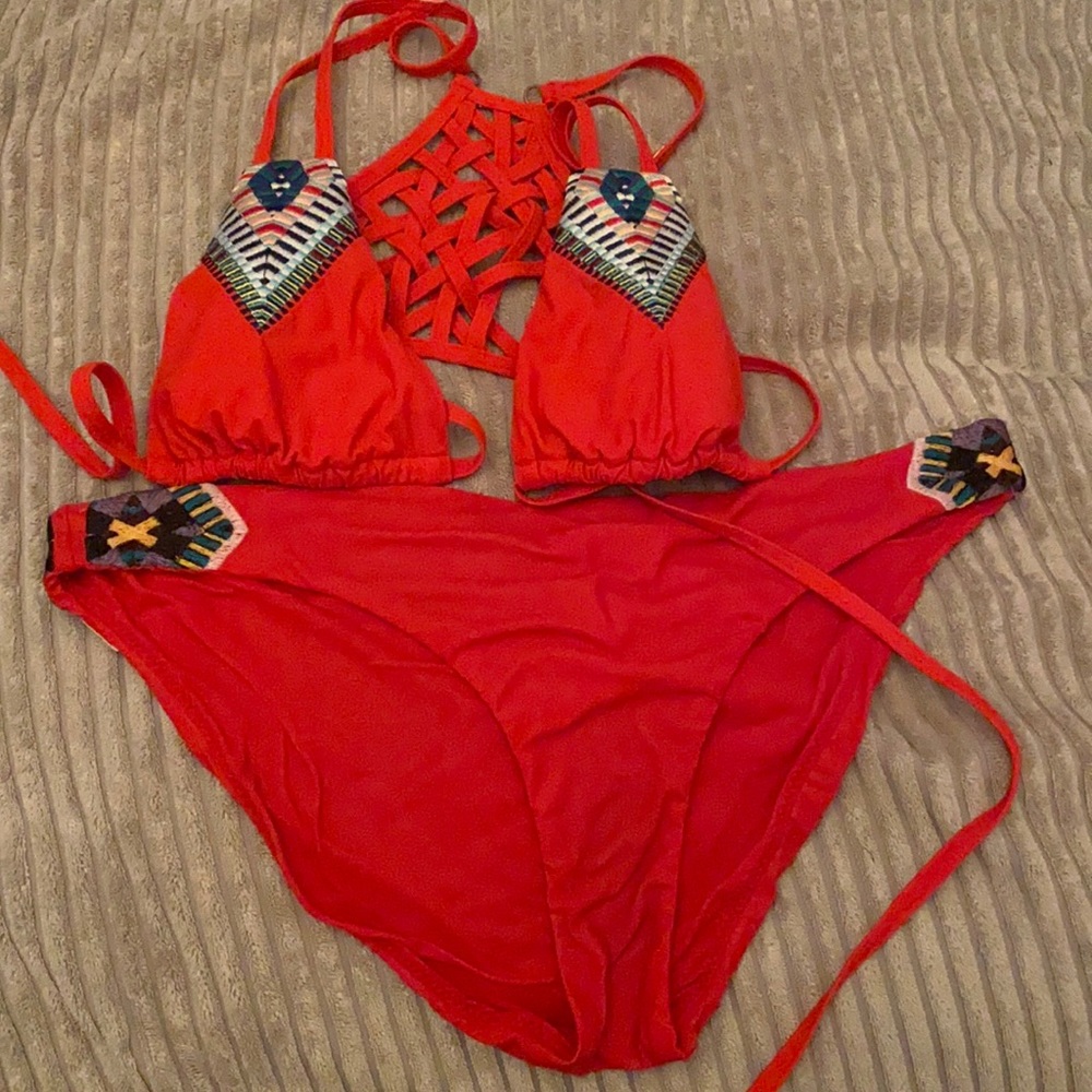 Red Carter hot bikini with cute back